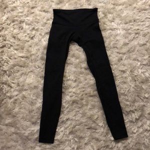 Lulu lemon size 4 black leggings